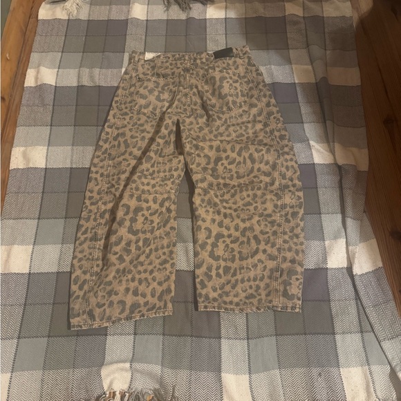 We The Free Good Luck Printed Barrel Jeans brown sugar combo leopard - Picture 4 of 4